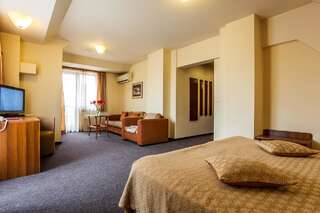 Отель Sofia Place Hotel by HMG София Номер-студио с балконом-4