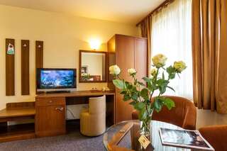 Отель Sofia Place Hotel by HMG София Двухместный номер с 1 кроватью и балконом-5